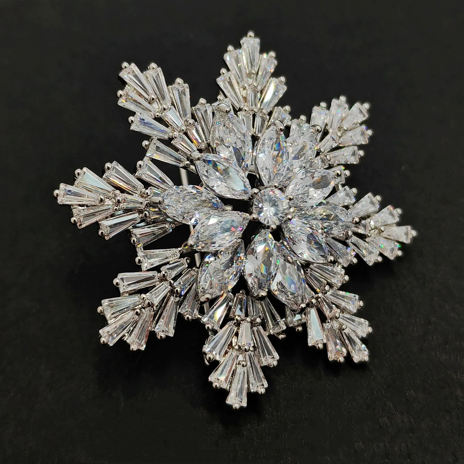 Fantastic Luxurious Baguette & Marquise Cut Clear CZ Double Tiered Snowflake Broaches Pins Winter Holiday Jewelry for Costume