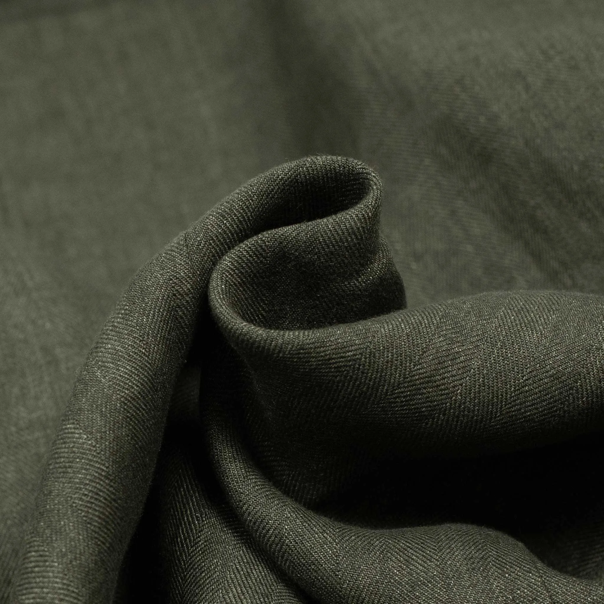 x Sartoria Carrara: ultra-light unlined sport coat in green washed linen herringbone